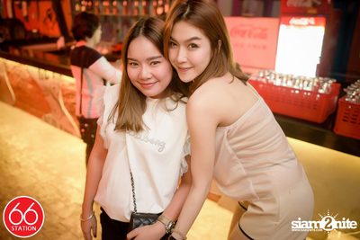 คอนเสิร์ตบุรินทร์ บุญวิสุทธิ์ ที่ ซิกตี้ซิก สเตชั่น ลาดพร้าว — photo 206