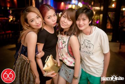 คอนเสิร์ตบุรินทร์ บุญวิสุทธิ์ ที่ ซิกตี้ซิก สเตชั่น ลาดพร้าว — photo 208