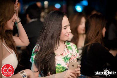 คอนเสิร์ตบุรินทร์ บุญวิสุทธิ์ ที่ ซิกตี้ซิก สเตชั่น ลาดพร้าว — photo 221