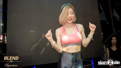 Blend 285 Signature ภูมิใจเสนอ DJ SODA Live in Bangkok — photo 135