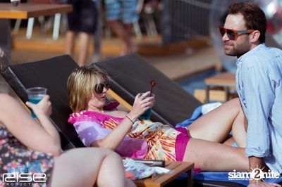 Sapphire Sunset Pool Party at Radisson Blu Plaza — photo 6