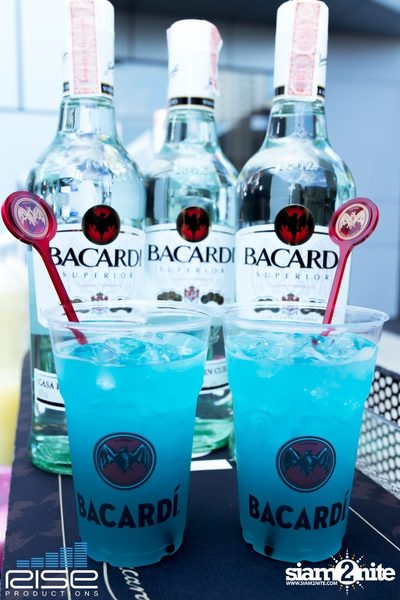 Sapphire Sunset Pool Party at Radisson Blu Plaza — photo 17