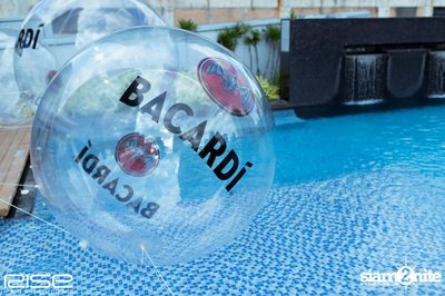 Sapphire Sunset Pool Party at Radisson Blu Plaza — photo 21