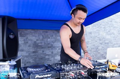 Sapphire Sunset Pool Party at Radisson Blu Plaza — photo 22