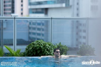 Sapphire Sunset Pool Party at Radisson Blu Plaza — photo 34