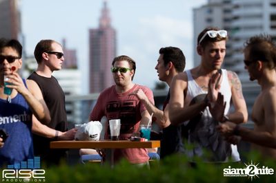 Sapphire Sunset Pool Party at Radisson Blu Plaza — photo 43