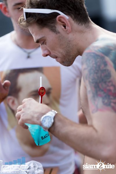 Sapphire Sunset Pool Party at Radisson Blu Plaza — photo 50