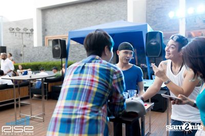 Sapphire Sunset Pool Party at Radisson Blu Plaza — photo 82