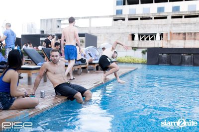Sapphire Sunset Pool Party at Radisson Blu Plaza — photo 83