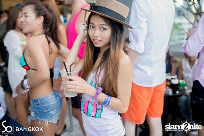 SO POOL PARTY ที่ เดอะ วอเตอร์ คลับ,โซฟิเทล โซ — photo 9