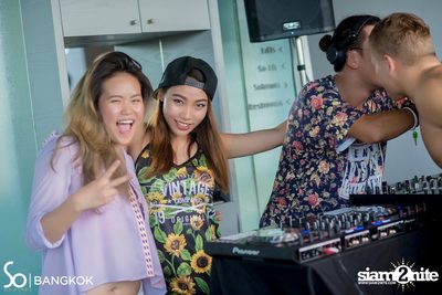 SO POOL PARTY ที่ เดอะ วอเตอร์ คลับ,โซฟิเทล โซ — photo 24