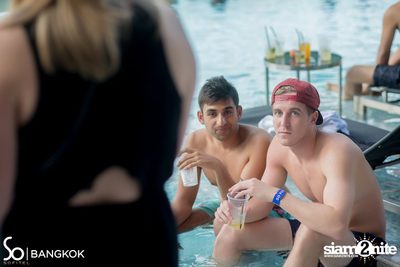 SO POOL PARTY ที่ เดอะ วอเตอร์ คลับ,โซฟิเทล โซ — photo 31