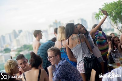 SO POOL PARTY ที่ เดอะ วอเตอร์ คลับ,โซฟิเทล โซ — photo 37