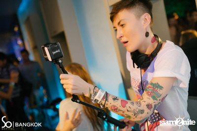 SO POOL PARTY ที่ เดอะ วอเตอร์ คลับ,โซฟิเทล โซ — photo 140