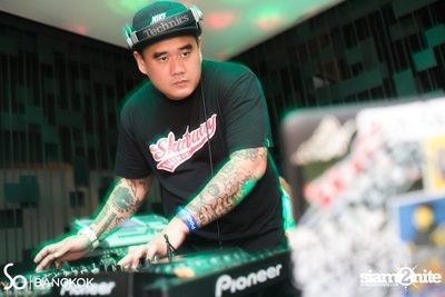 SO POOL PARTY ที่ เดอะ วอเตอร์ คลับ,โซฟิเทล โซ — photo 151
