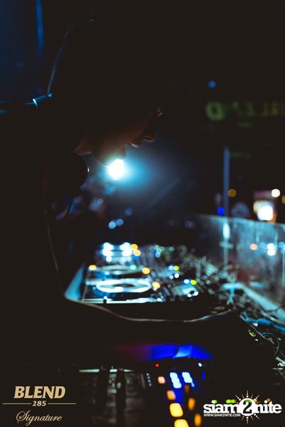Blend 285 Signature เสนอ Sick Individuals ที่ เซฟเฮ้าส์ — photo 21