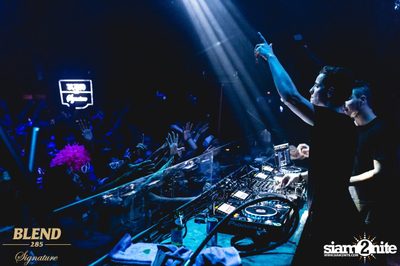 Blend 285 Signature เสนอ Sick Individuals ที่ เซฟเฮ้าส์ — photo 45