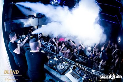 Blend 285 Signature เสนอ Sick Individuals ที่ เซฟเฮ้าส์ — photo 55