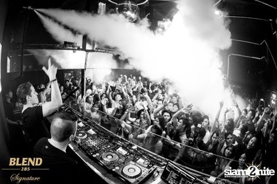 Blend 285 Signature เสนอ Sick Individuals ที่ เซฟเฮ้าส์ — photo 60