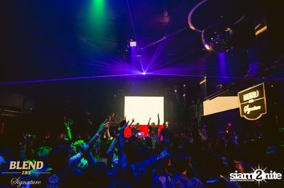 Blend 285 Signature เสนอ Sick Individuals ที่ เซฟเฮ้าส์ — photo 73