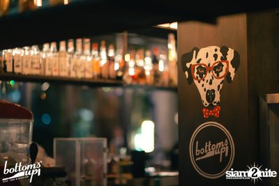 Friday Night with Bellini Wine at BottomsUp, Thonglor — photo 20