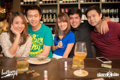 Friday Night with Bellini Wine at BottomsUp, Thonglor — photo 110