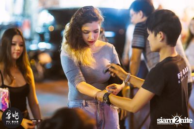 25 Hours Live Concert at Fu Bar, Khaosan Road — photo 8