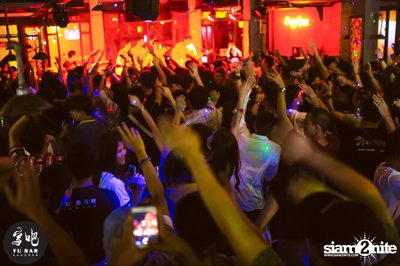 25 Hours Live Concert at Fu Bar, Khaosan Road — photo 71