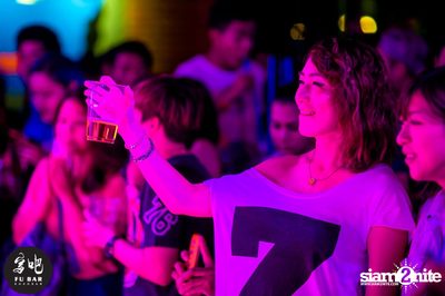 25 Hours Live Concert at Fu Bar, Khaosan Road — photo 83