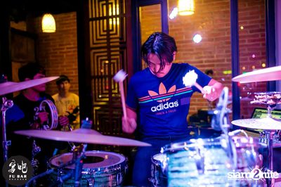 25 Hours Live Concert at Fu Bar, Khaosan Road — photo 106