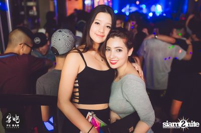 25 Hours Live Concert at Fu Bar, Khaosan Road — photo 124