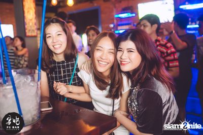 25 Hours Live Concert at Fu Bar, Khaosan Road — photo 126