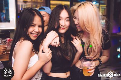 25 Hours Live Concert at Fu Bar, Khaosan Road — photo 139