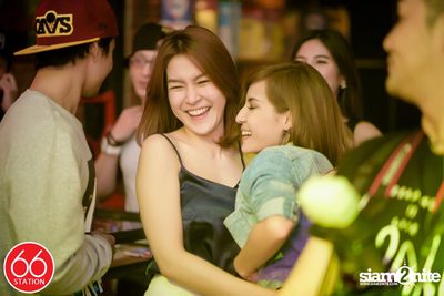 คอนเสิร์ต นิว-จิ๋ว ที่ร้าน 66 สเตชั่น, เลียบด่วนเอกมัย-รามอินทรา — photo 7