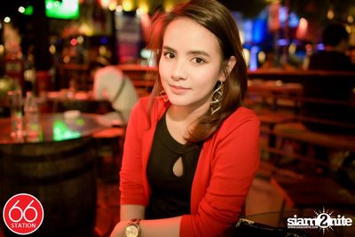 คอนเสิร์ต นิว-จิ๋ว ที่ร้าน 66 สเตชั่น, เลียบด่วนเอกมัย-รามอินทรา — photo 10