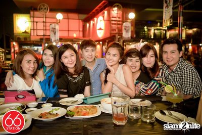 คอนเสิร์ต นิว-จิ๋ว ที่ร้าน 66 สเตชั่น, เลียบด่วนเอกมัย-รามอินทรา — photo 14
