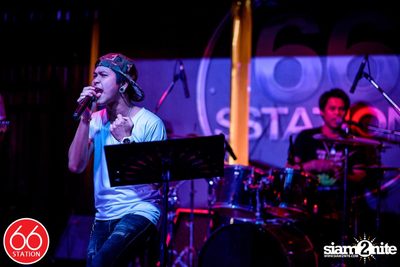 คอนเสิร์ต นิว-จิ๋ว ที่ร้าน 66 สเตชั่น, เลียบด่วนเอกมัย-รามอินทรา — photo 32