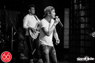 คอนเสิร์ต นิว-จิ๋ว ที่ร้าน 66 สเตชั่น, เลียบด่วนเอกมัย-รามอินทรา — photo 34