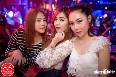 คอนเสิร์ต นิว-จิ๋ว ที่ร้าน 66 สเตชั่น, เลียบด่วนเอกมัย-รามอินทรา — photo 77
