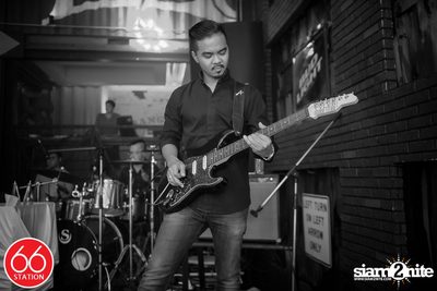 คอนเสิร์ต นิว-จิ๋ว ที่ร้าน 66 สเตชั่น, เลียบด่วนเอกมัย-รามอินทรา — photo 83
