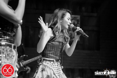 คอนเสิร์ต นิว-จิ๋ว ที่ร้าน 66 สเตชั่น, เลียบด่วนเอกมัย-รามอินทรา — photo 113
