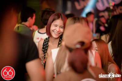 คอนเสิร์ต นิว-จิ๋ว ที่ร้าน 66 สเตชั่น, เลียบด่วนเอกมัย-รามอินทรา — photo 130
