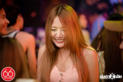 คอนเสิร์ต นิว-จิ๋ว ที่ร้าน 66 สเตชั่น, เลียบด่วนเอกมัย-รามอินทรา — photo 132