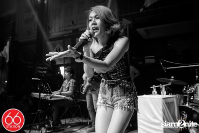 คอนเสิร์ต นิว-จิ๋ว ที่ร้าน 66 สเตชั่น, เลียบด่วนเอกมัย-รามอินทรา — photo 138