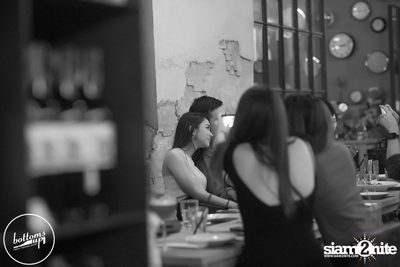 Saturday Night at BottomsUp, Thonglor — photo 10