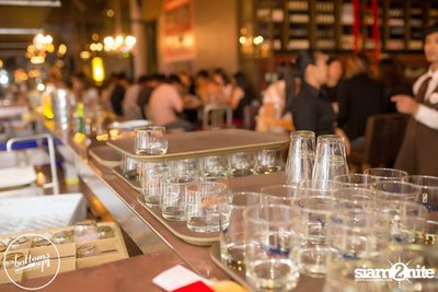 Saturday Night at BottomsUp, Thonglor — photo 13