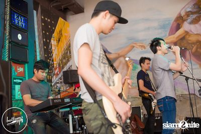 Saturday Night at BottomsUp, Thonglor — photo 21