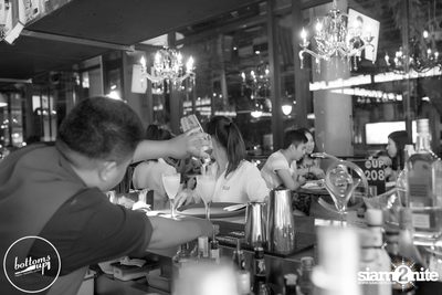 Saturday Night at BottomsUp, Thonglor — photo 28