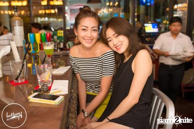 Saturday Night at BottomsUp, Thonglor — photo 40