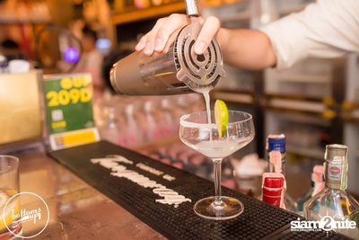 Saturday Night at BottomsUp, Thonglor — photo 53